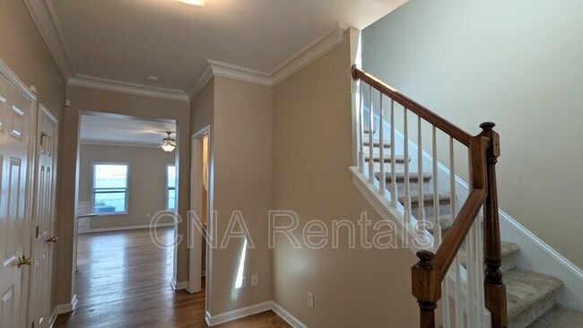 Building Photo - 1747 Oak Brook Ln NW