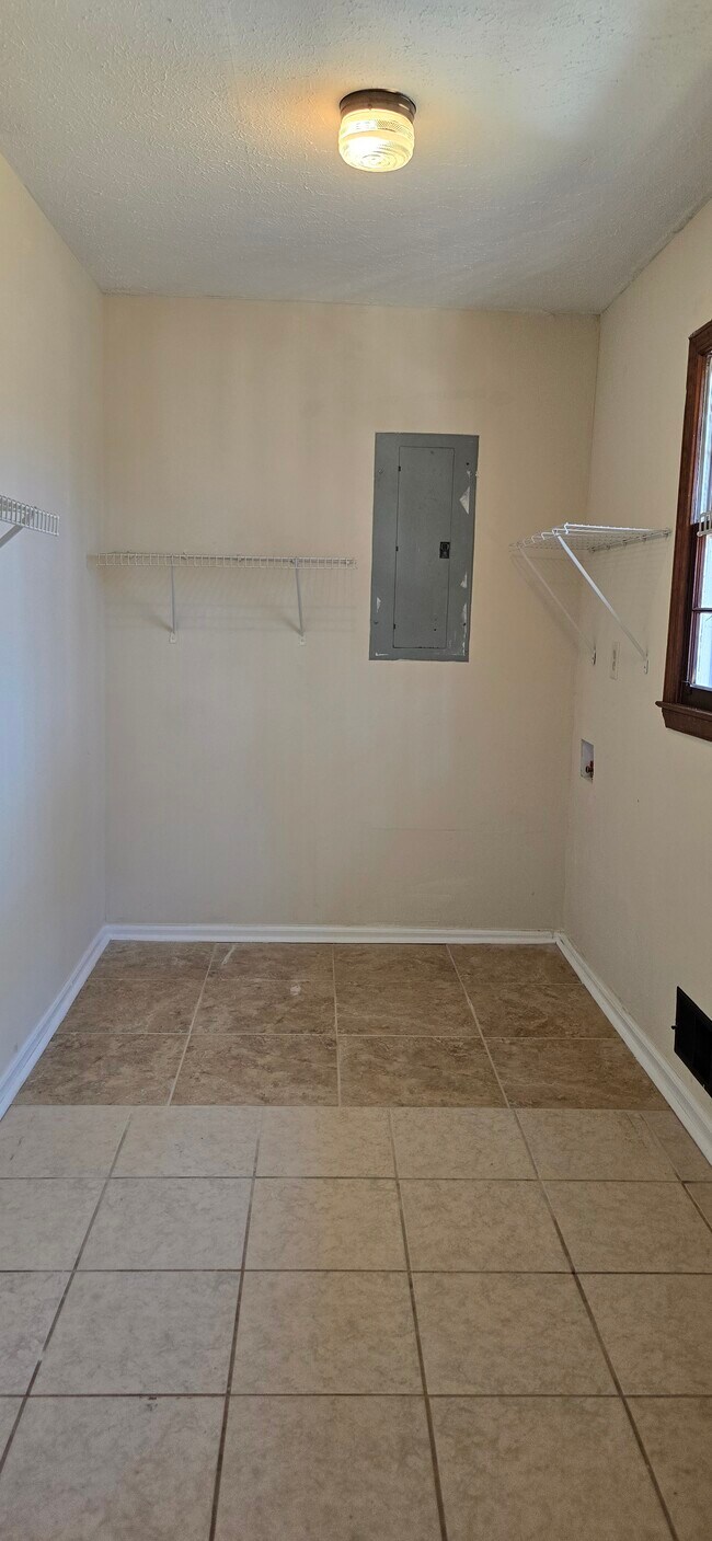 Building Photo - 275 Johnson Terrace