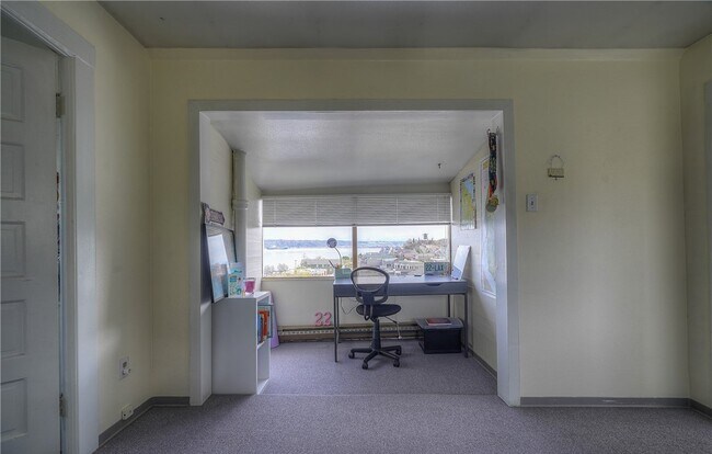 Building Photo - 2603 N 30th St