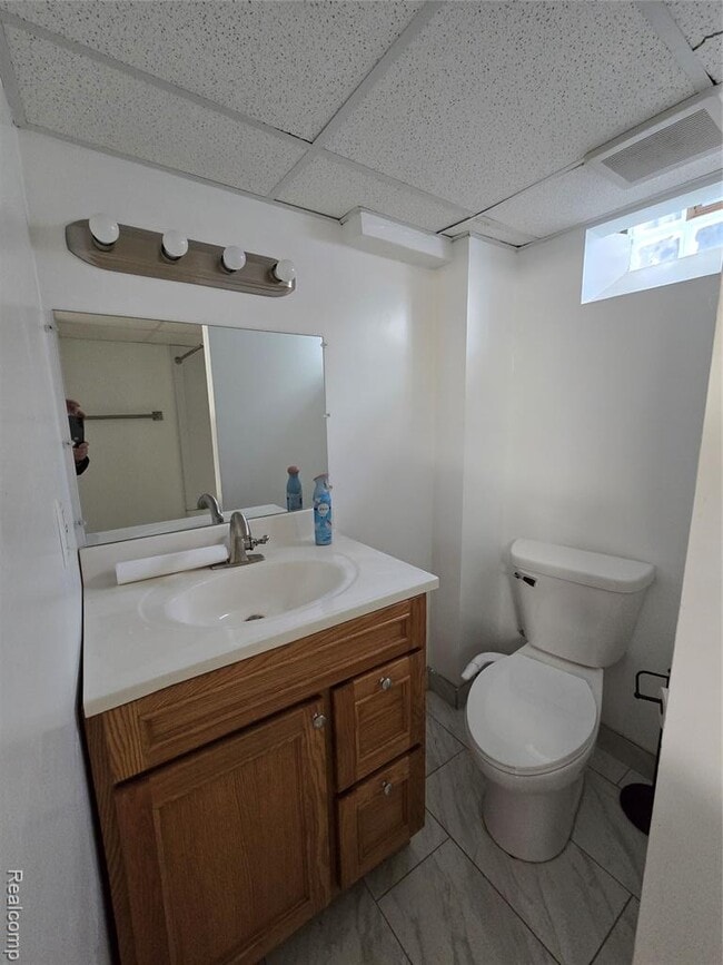 Building Photo - 27231 Five Mile Rd