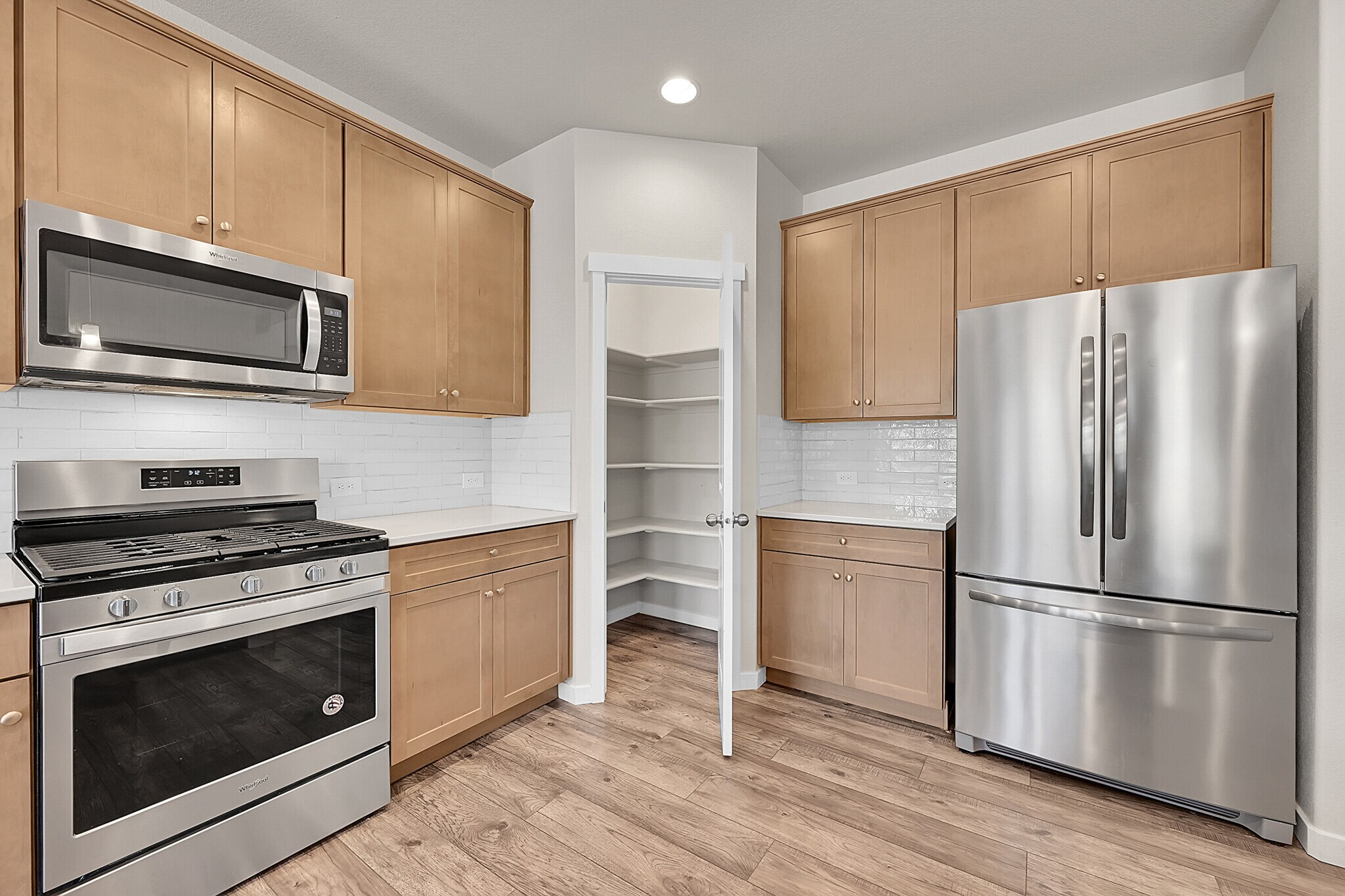 Building Photo - 16556 Hallmark Trl