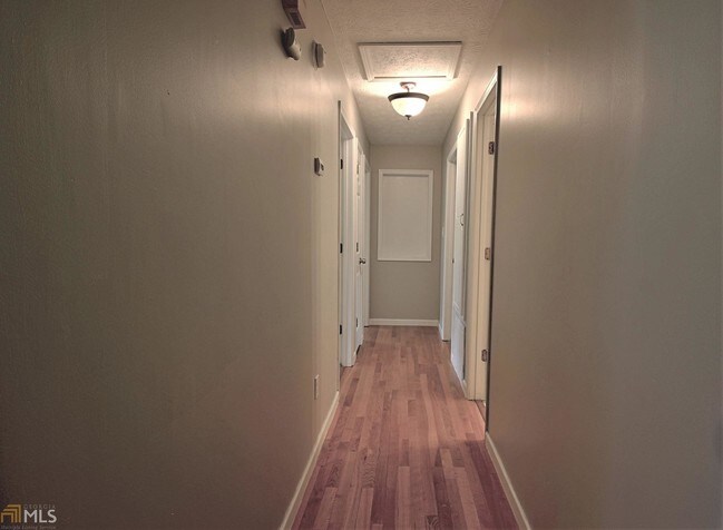 Building Photo - 408 Ironwood Way