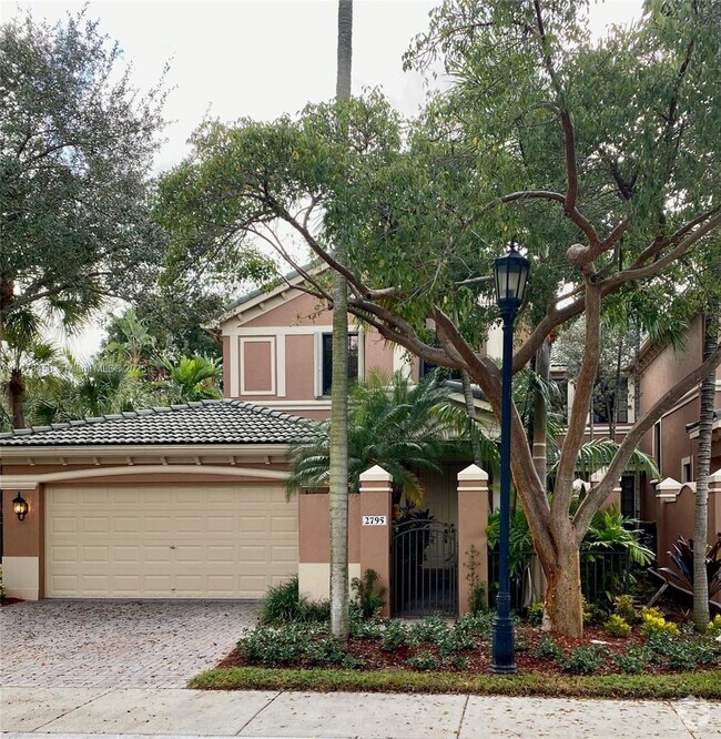 Building Photo - 2795 Kinsington Cir