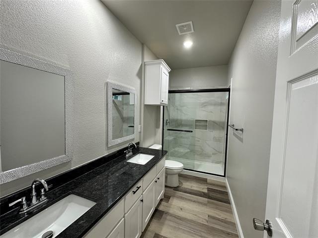 Building Photo - 3307 Langford St