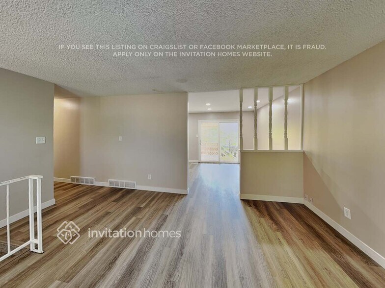Building Photo - 1597 S Uvalda St