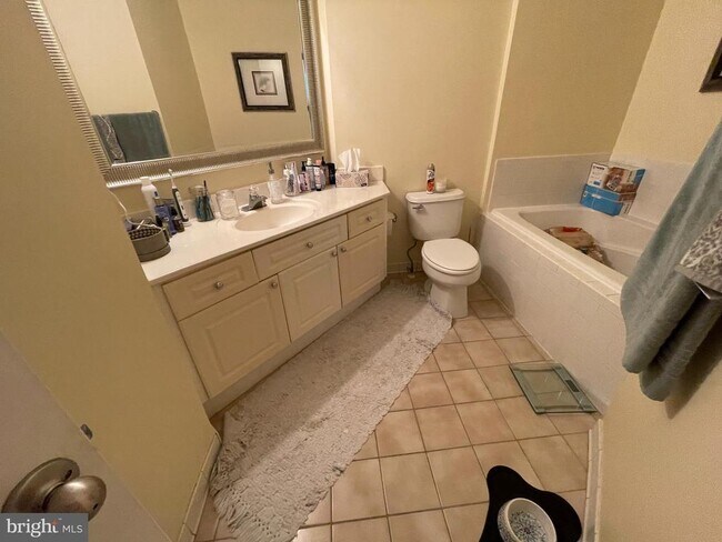 Building Photo - 5948 Founders Hill Dr