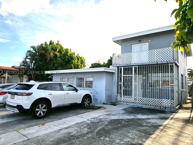 Building Photo - 84 Northwest Dr