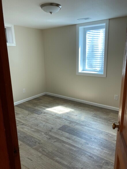 Bedroom 4 - Downstairs - 412 W 20th St