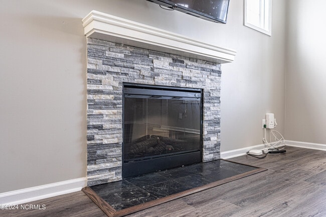 Building Photo - 166 Belshaw Ct