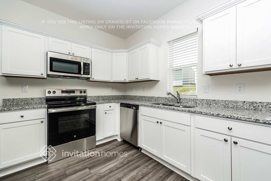 Building Photo - 2022 Sellerback Wy
