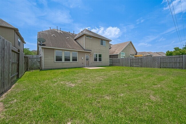 Building Photo - 20718 Bandrock Terrace