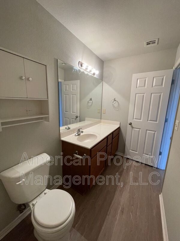 Building Photo - 11108 N 143rd E Ave