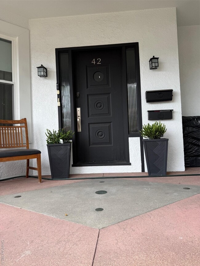 Primary Photo - 42 Hill Terrace