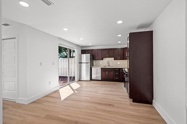 Building Photo - 22188 Boca Rancho Dr