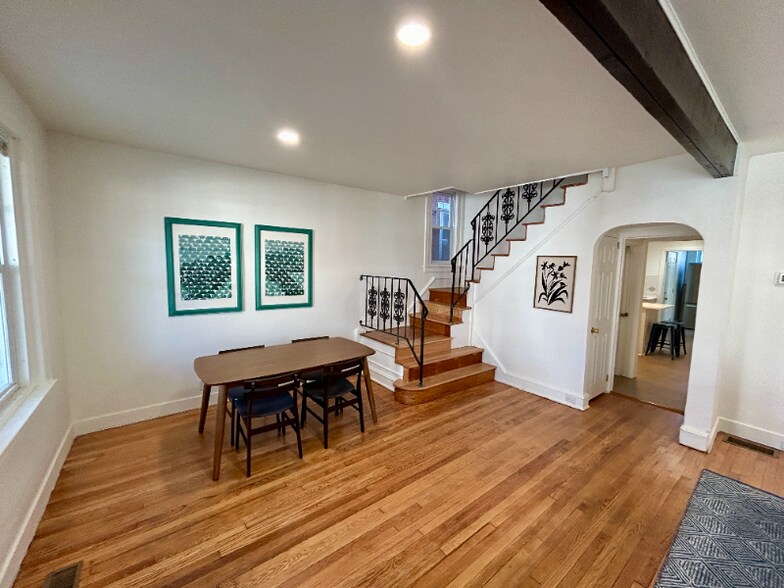 Building Photo - 1510 W 14th St