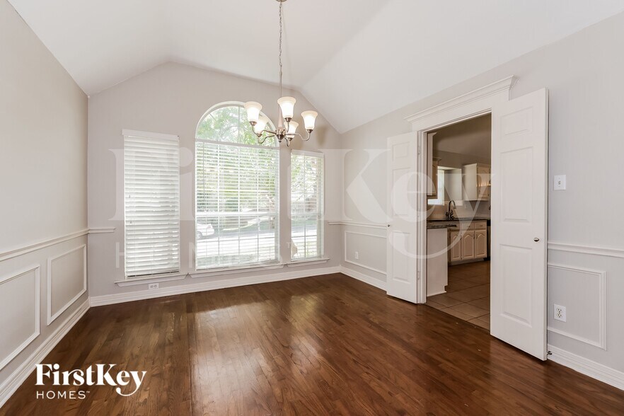 Building Photo - 846 Robin Meadow Ct