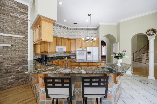 Building Photo - 7513 SW 35th Way