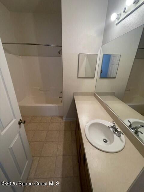 Building Photo - 2990 S Fiske Blvd