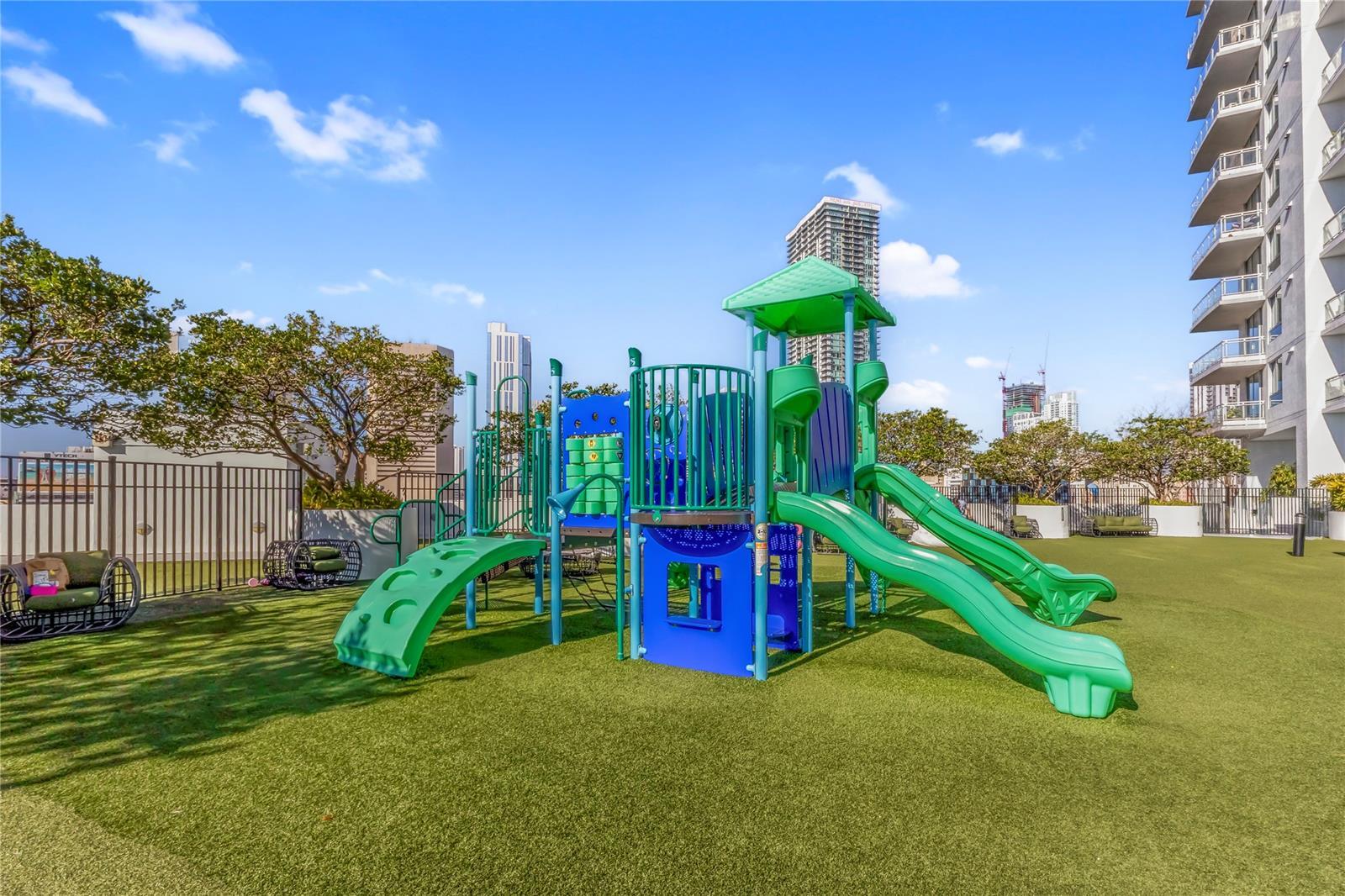 Building Photo - 90 SW 3rd St