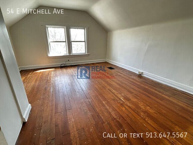 Building Photo - 54 E Mitchell Ave