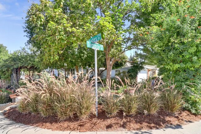 Building Photo - Charming 3 bed 1 bath home in Davis