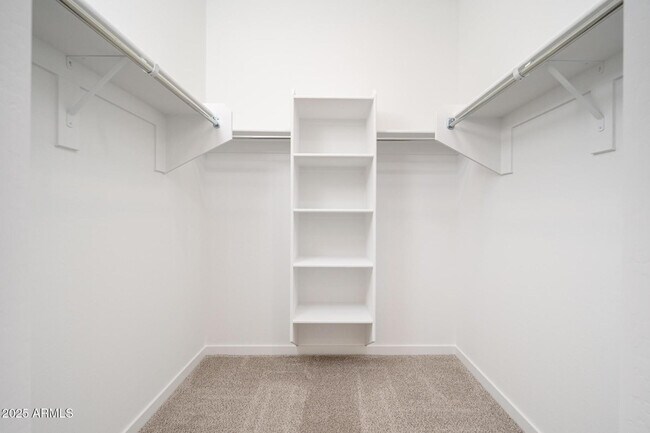 Building Photo - 17305 W Sanna St