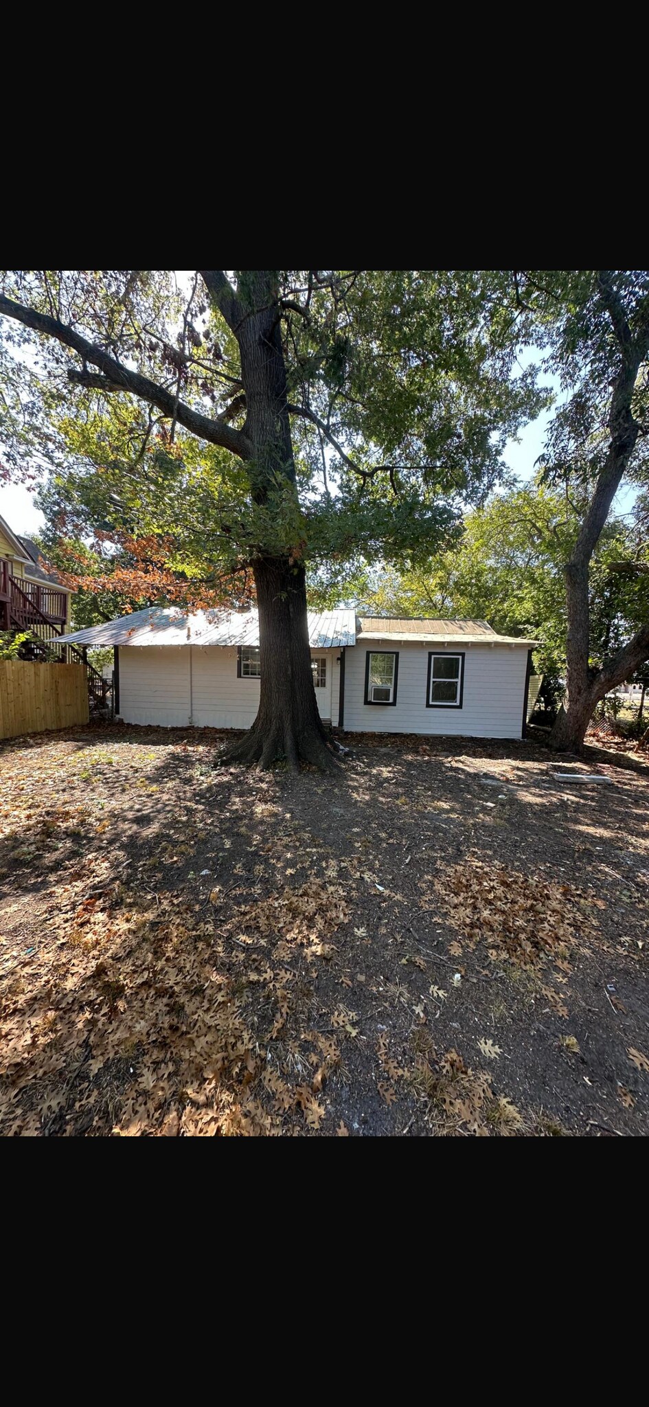 View of the back - 2308 W 6th Ave