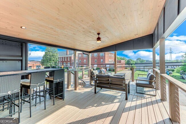 Building Photo - 775 Bradford St NW