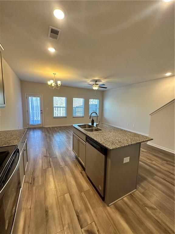 Building Photo - 115 Buckingham Ln