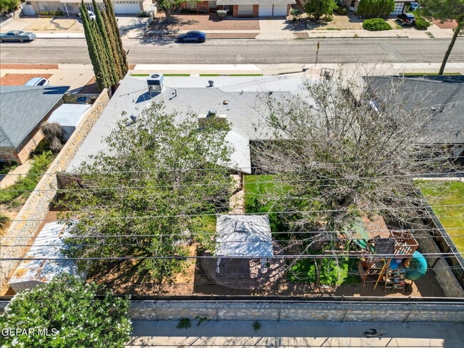 Building Photo - 8405 Whitus Dr