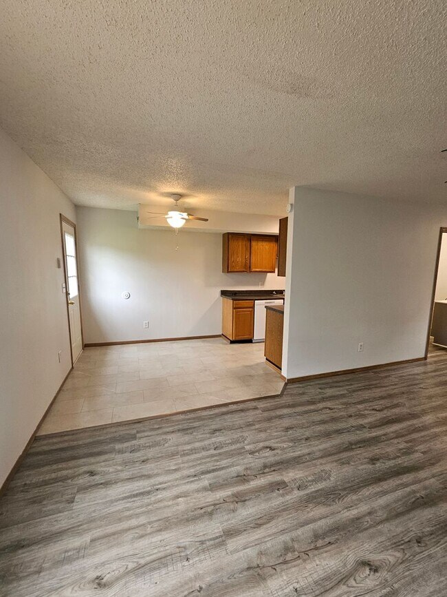 Building Photo - 1123 Rex Ave