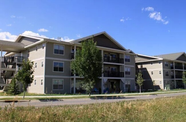 Primary Photo - Tempest Court