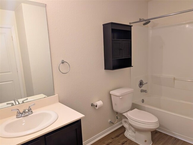 Building Photo - 16136 Brettwood Ln