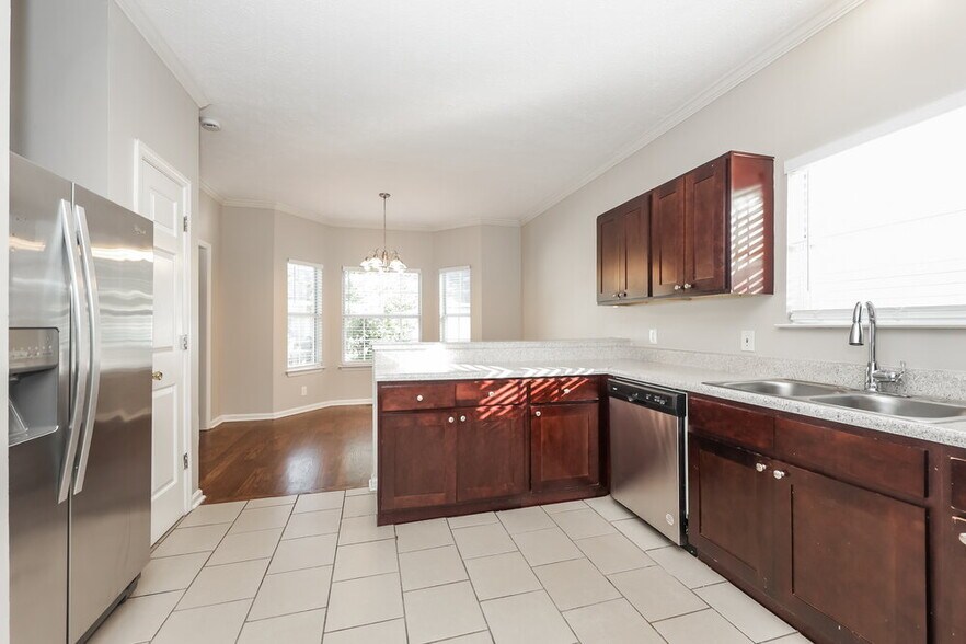 Building Photo - 705 Bell Trace Cove