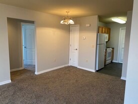 Building Photo - 320 Toni Ln