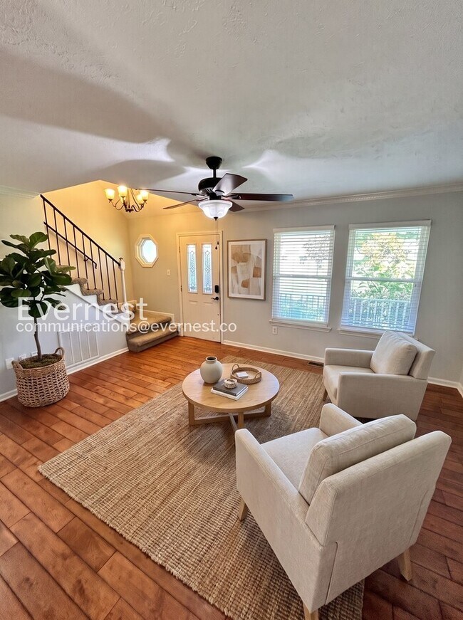 Building Photo - 3 Bed, 3.5 Bath Home with Modern Amenities / Pet-Friendly / Coming Soon!