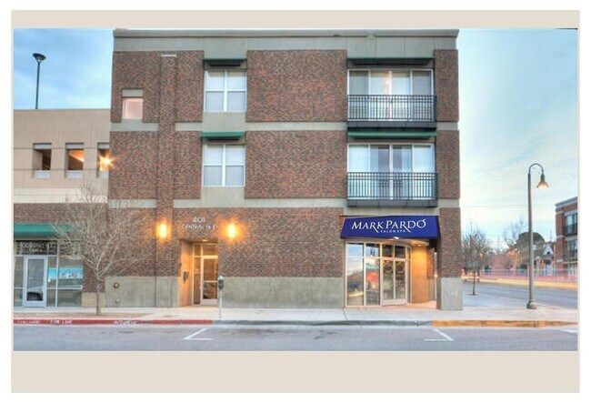 Building Photo - 401 Central Ave NE