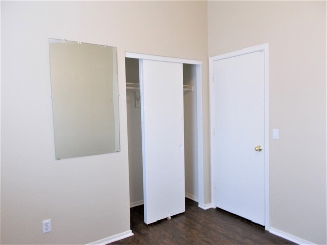 Building Photo - 3324 N 83rd Dr