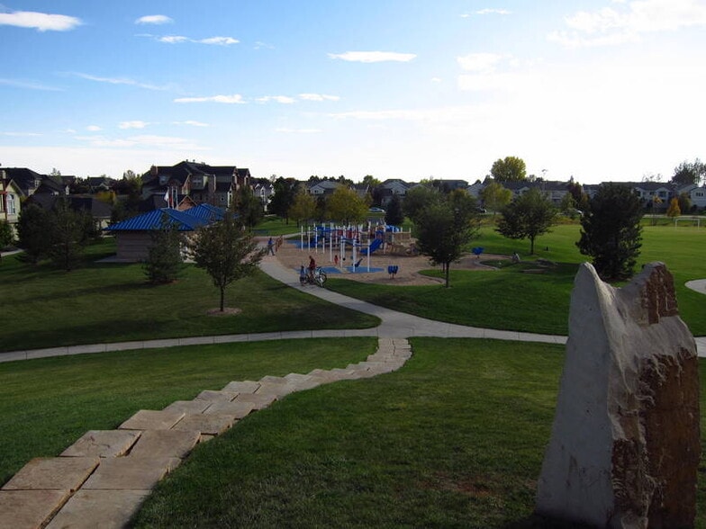 Building Photo - 5220 Boardwalk Dr