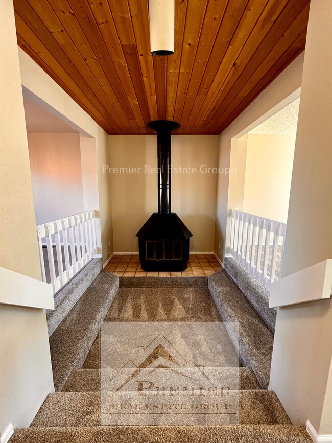 Building Photo - 806 London Green Way