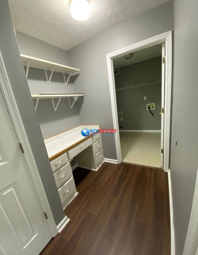 Building Photo - Spacious 4-bedroom house in Lawrenceville