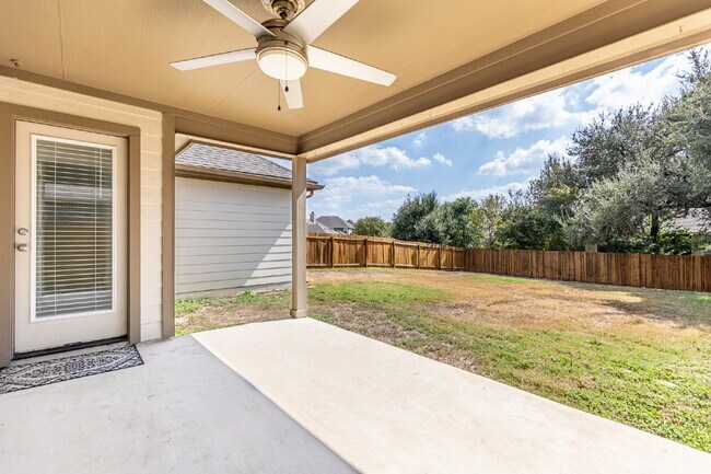 Building Photo - 142 Destiny Dr