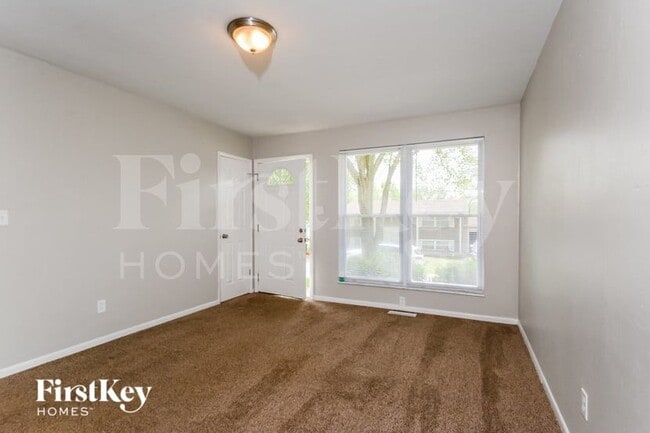 Building Photo - 1555 Florida Dr
