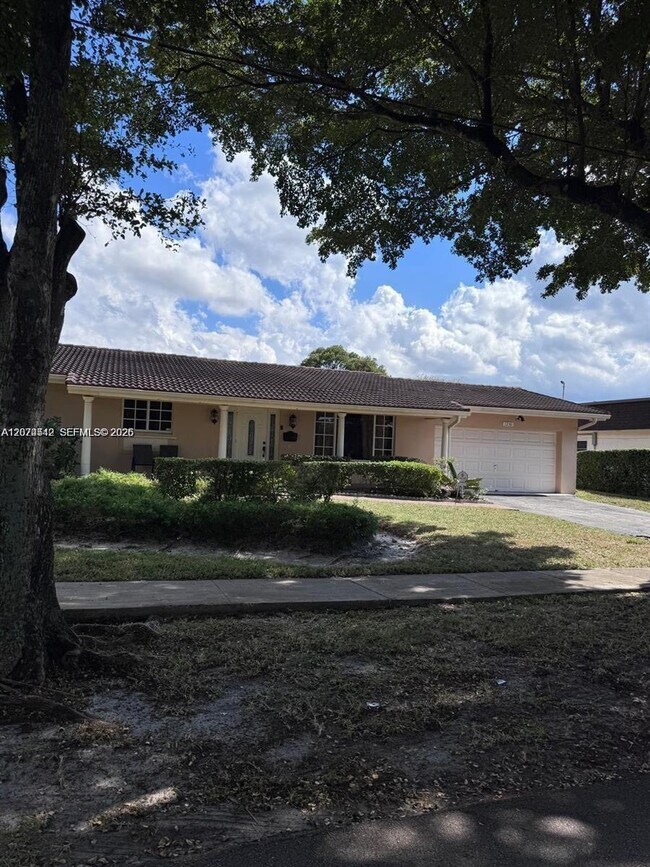 Building Photo - 1230 NW 74th Ave