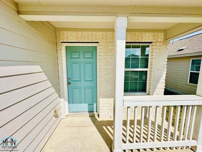 Building Photo - Come Home and Relax in Style in this 3Bedroom 2Bath Home located just a short drive down 1604 fro...