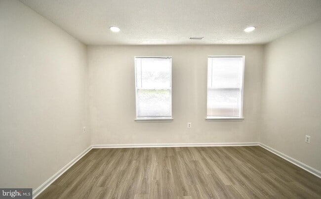 Building Photo - 12901 Churchill Ridge Cir