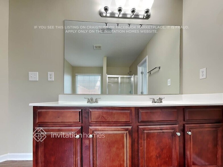 Building Photo - 1004 Merlot Ct