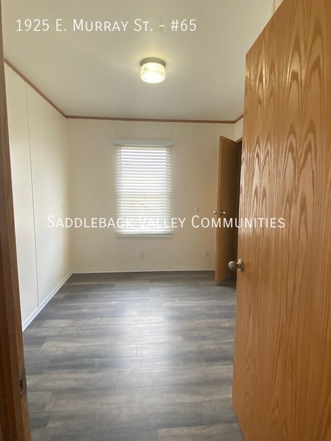 Building Photo - 1925 E Murray St