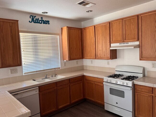 Building Photo - 14031 Crystal St