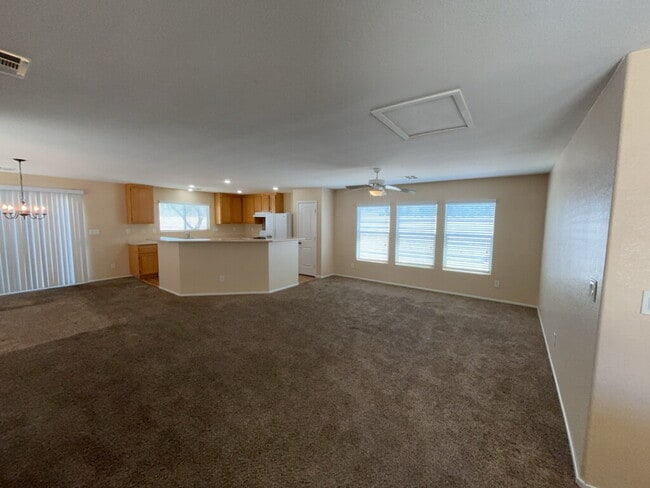 Building Photo - Don't miss out on the amazing views this home has to offer!